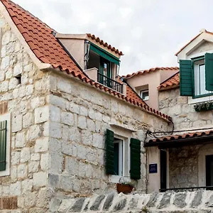 Tomadi Apartament Split