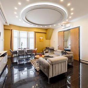  Apartment Luxury Royal By Prestige Homes Hungary